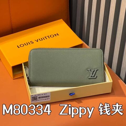 【原单精品】M80334绿色全皮单拉链钱包系列 本款横向的Zippy 钱夹