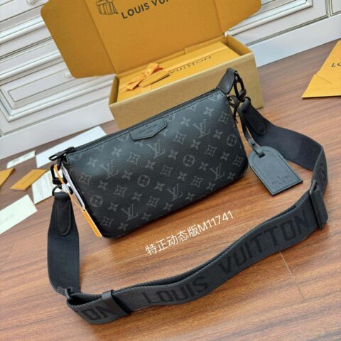 LV M11741 Pochette Accessoire XL