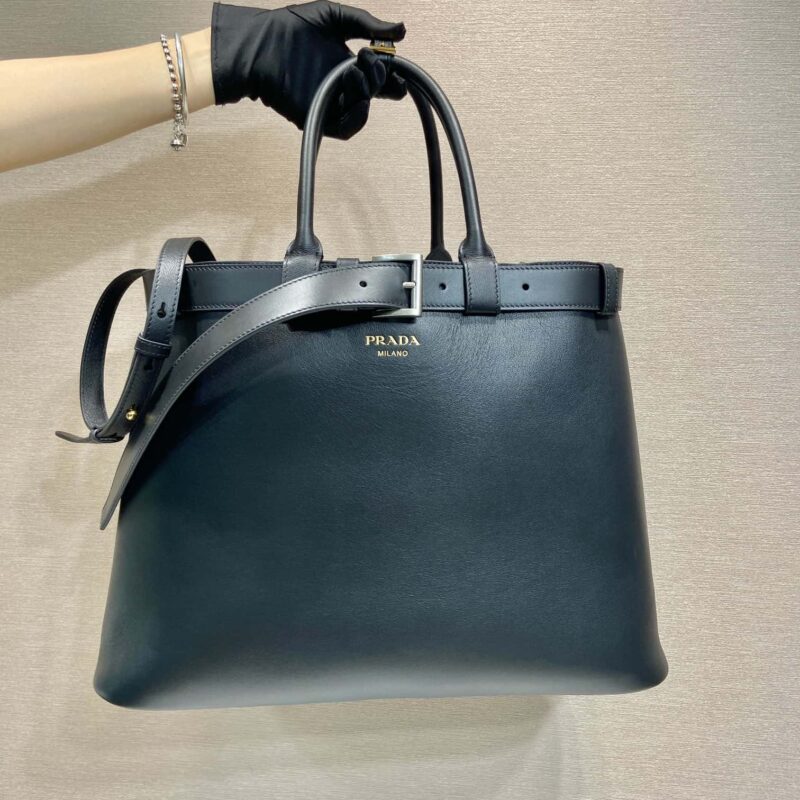 PRADA🎉新款男款🎉1BA419加大号