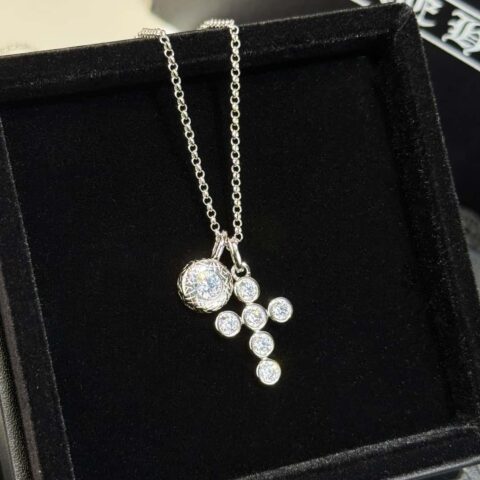 ❗新品❗ ☀原单货a   ☀新款圆钻十字项链 ☀