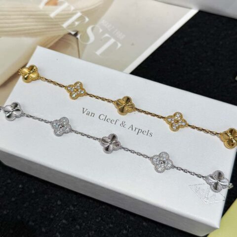 ❗️CNC版本❗️ ☀️Van Cleef &Arpels 梵克雅宝间钻镭雕四叶草五花手链 ☀