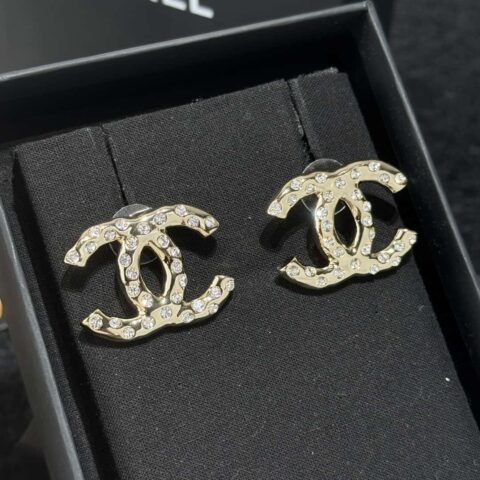 ❗️新品❗️☀️新款☑️ 香奈儿c1双c满钻耳钉耳环 ☀️