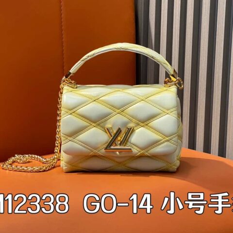 【原单精品】M12004米白全皮 链条包菱格Twist系列 GO-14 小号手袋