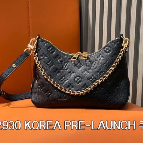 【原单精品】M12930黑色全皮压花 链条包牛角包系列 KOREA PRE-LAUNCH 手袋