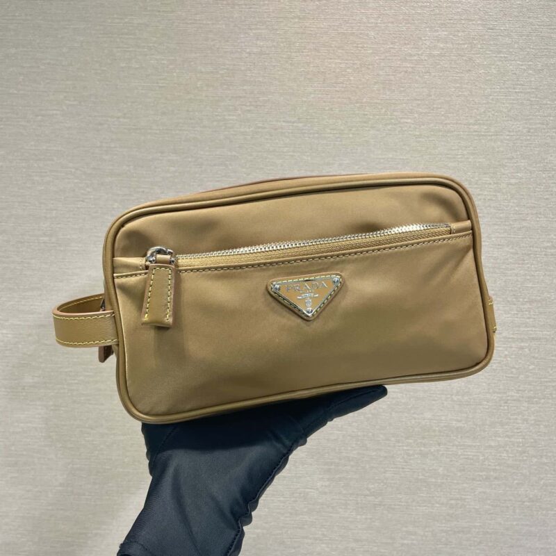 PRADA🎉新款洗漱手包🎉2NA819收纳包 棕色