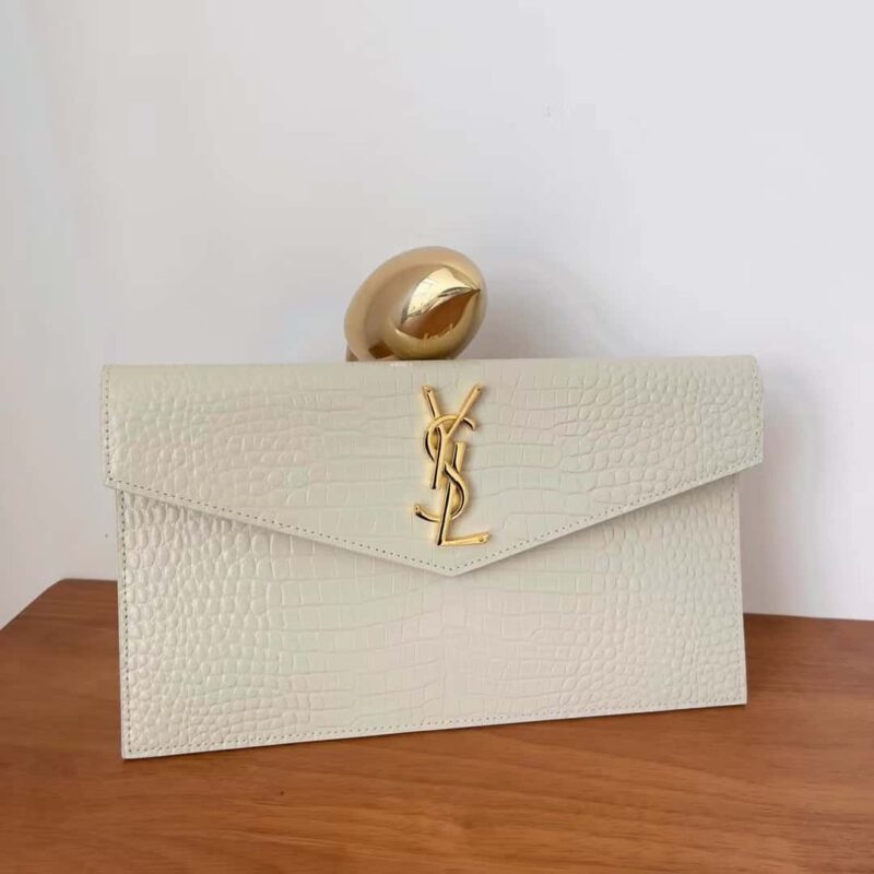 YSL 𝑼𝒑𝒕𝒐𝒘𝒏_鳄鱼纹手拿包 565739白色/金扣