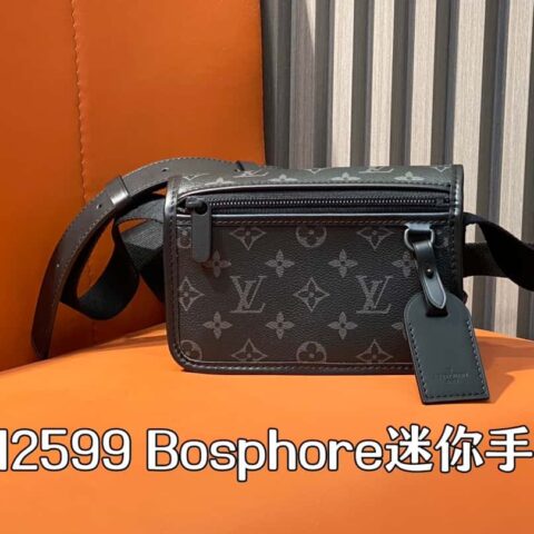 【原单精品】M12599黑花 男包邮差包系列 Bosphore迷你手袋