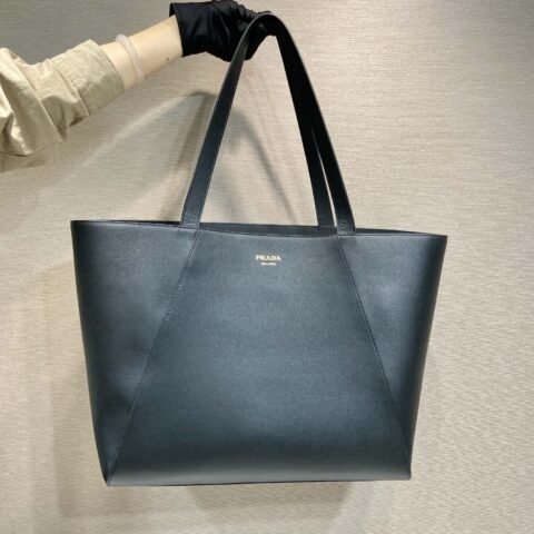 PRADA🎉新款托特包🎉2VG123🎉🎉
