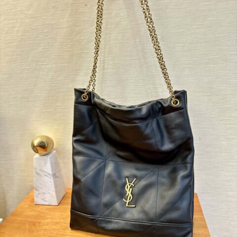 YSL 𝗝𝗔𝗠𝗜𝗘 𝟰.𝟯 𝗣𝗢𝗖𝗛𝗢𝗡羊皮革手拿包 781666黑色