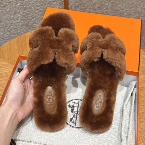 HERMES 181 Oran 凉拖 天然色/Naturel 羊毛皮/woolskin