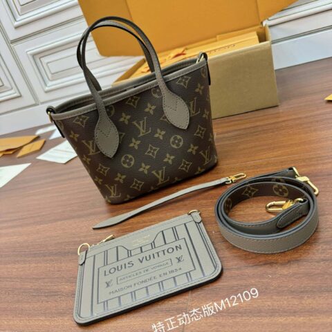LV M12109 New Reversible Neverfull Bandoulière Inside Out BB