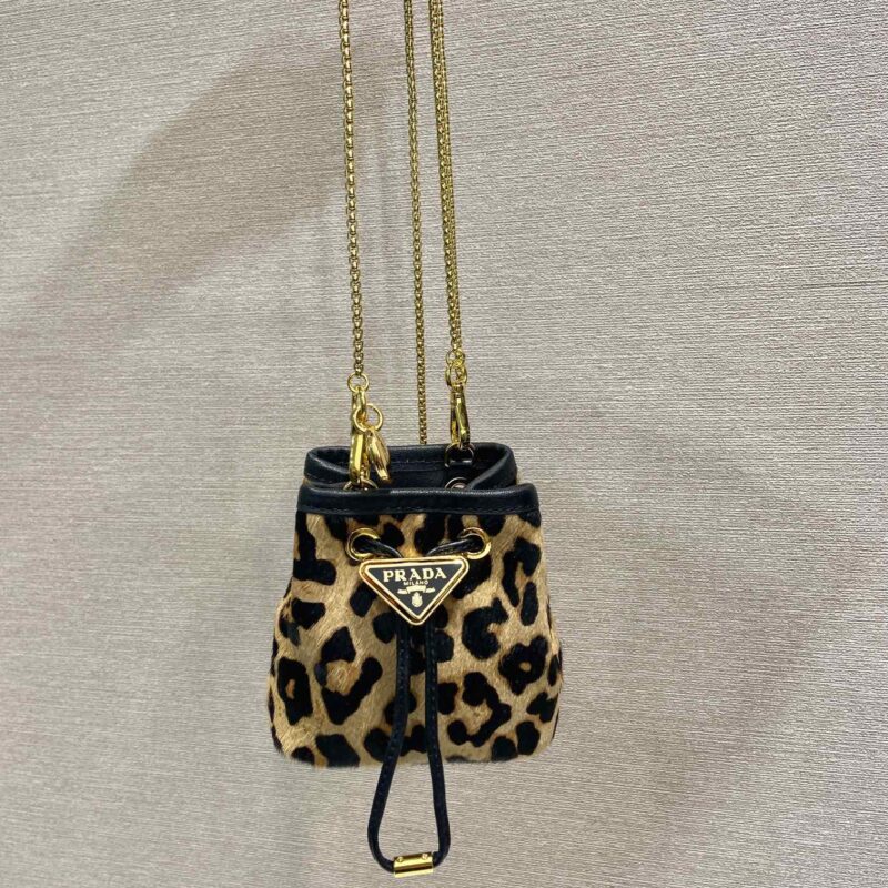 PRADA🎉豹纹小水桶🎉1NR016新品🎉🎉