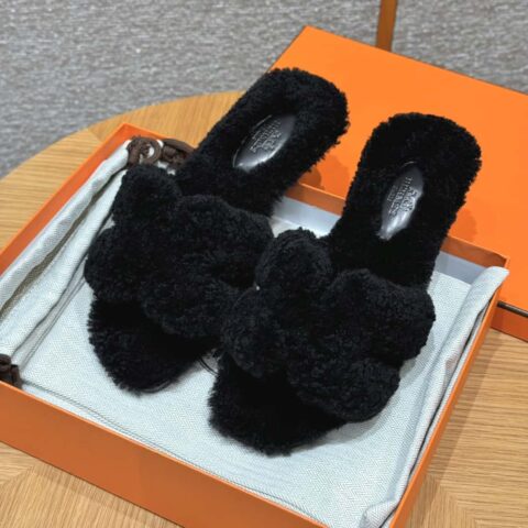 HERMES 181 Oran 凉拖 黑色/89/Nior 羊毛皮/woolskin