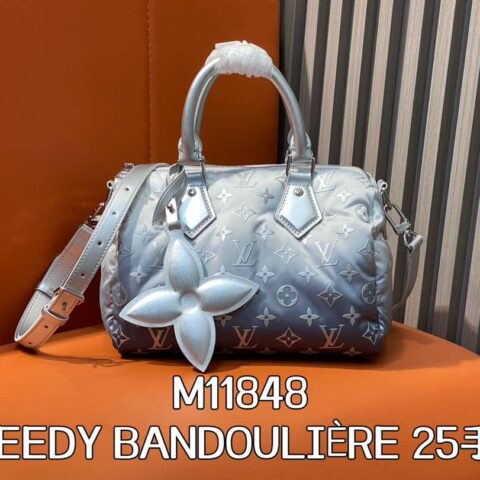 【原单精品】M11848银色羽绒 枕头包speedy系列 SPEEDY BANDOULIÈRE 25手袋