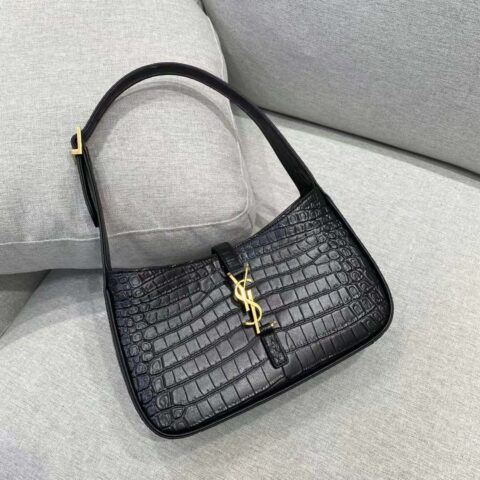 YSL ▪️𝑳𝑬 5 𝐀̀ 7 鳄鱼纹黑色▪️657228