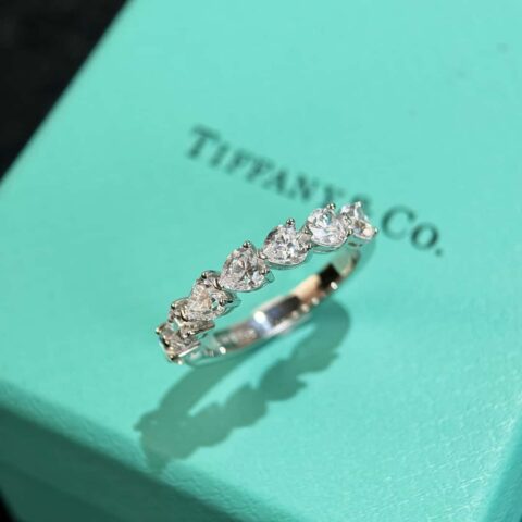 ❗️新品❗️ 新款☑️TIFFANY&Co. 单排桃心钻戒指