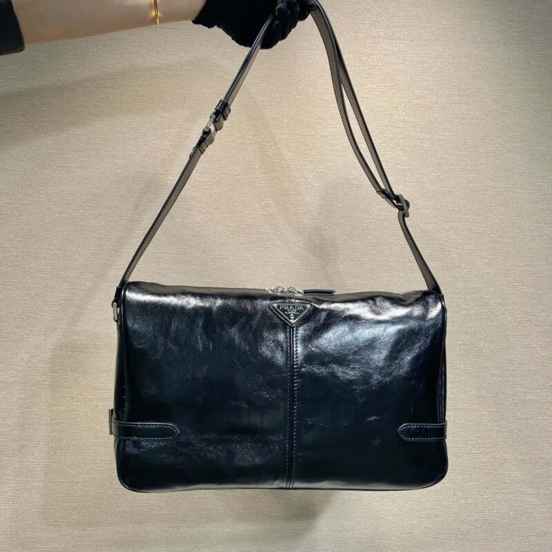 PRADA🎉新品油腊皮🎉2VH187邮差包🎉🎉