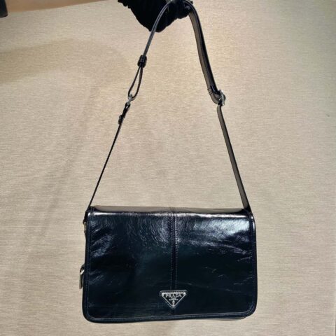 PRADA🎉新款油腊包🎉2VD073邮差包🎉🎉