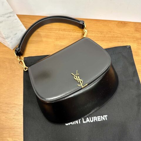YSL 𝗩𝗢𝗟𝗧𝗔𝗜𝗥𝗘 𝗕𝗢𝗫腋下/马鞍包 800846黑色
