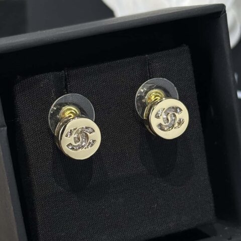 ❗️新品❗️☀️新款☑️ 香奈儿c1双c圆形耳钉耳环 ☀️