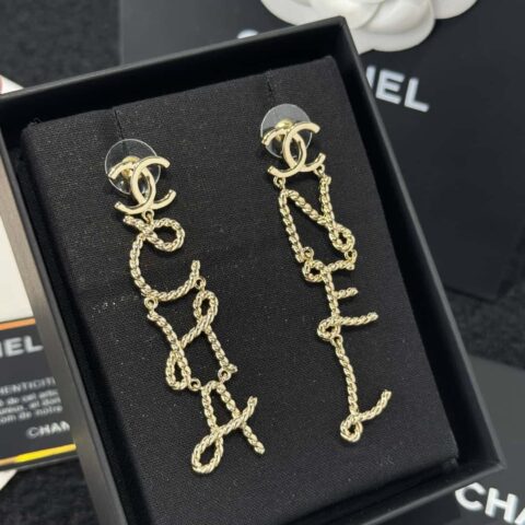 ❗️新品❗️☀️新款☑️ 香奈儿双c麻绳字母耳钉耳环 ☀️