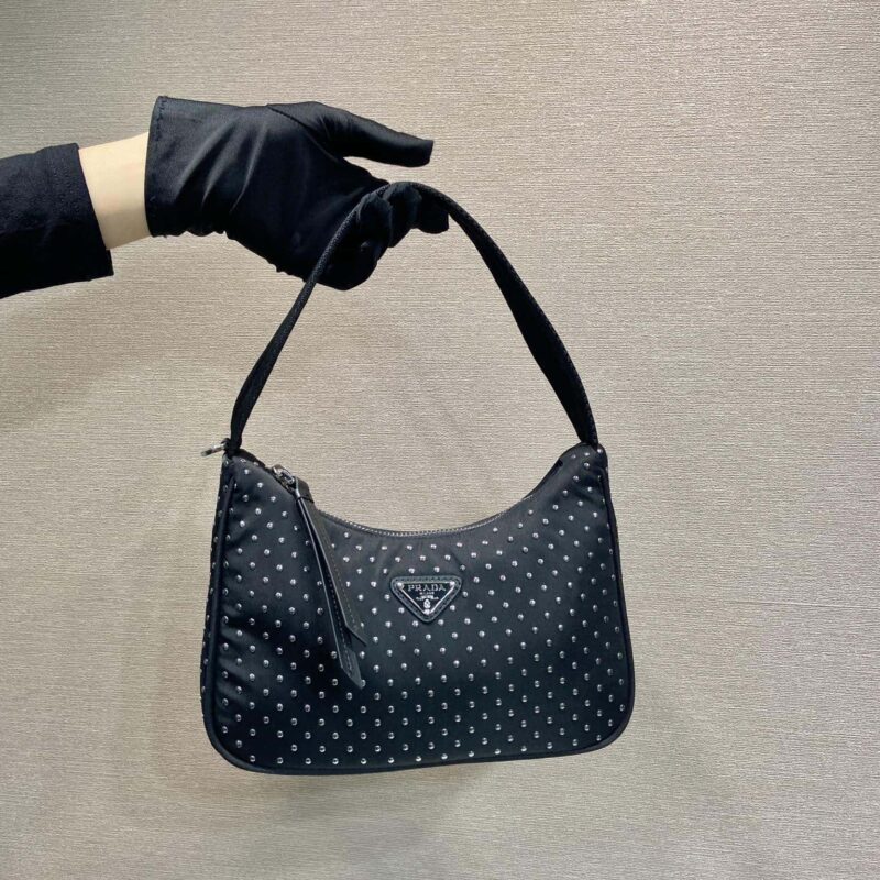 PRADA🎉铆钉Hobo🎉2025年1NE515铆钉