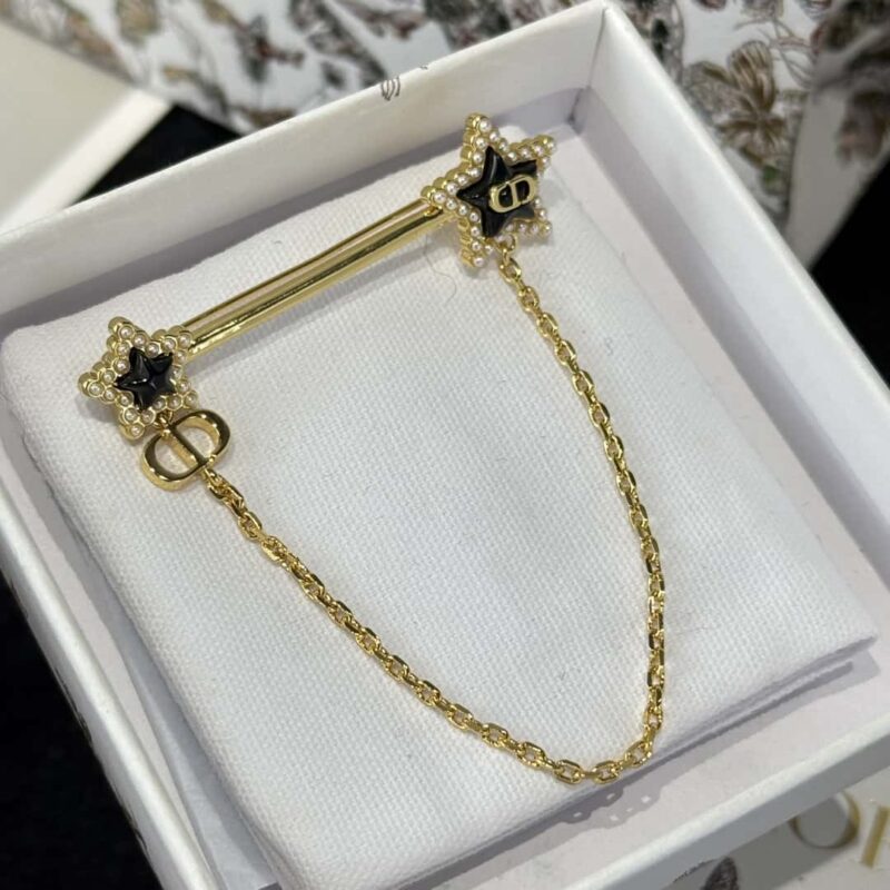 ❗️新品❗️☀️新款☑️ 迪奥Dior五角星流苏胸针 ☀️