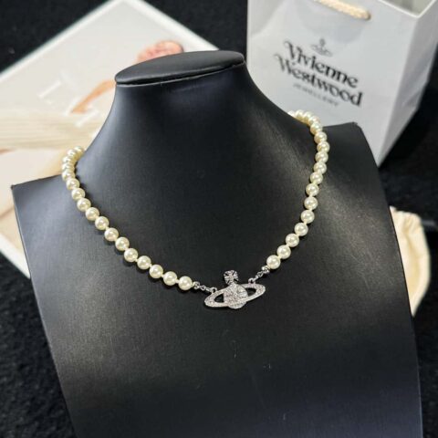 ❗️新品❗️ 新款☑️ Vivienne Westwood西太后别针满钻土星珍珠项链