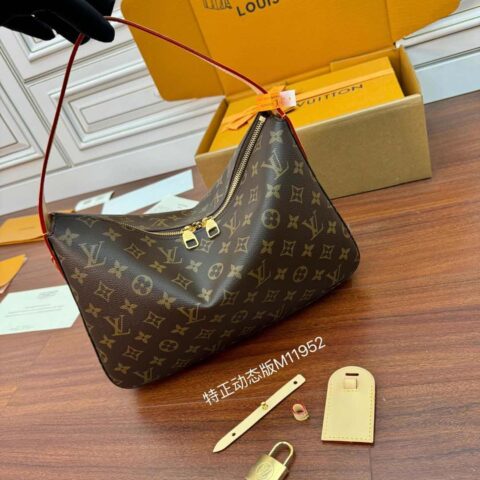 LV M11952 Slouchy PM