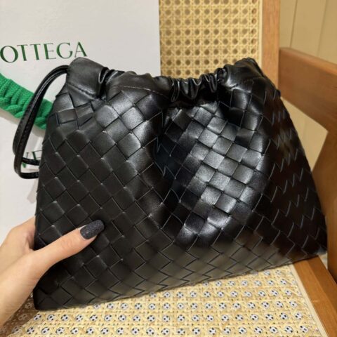 BV 中号Dustbag手拿包 796728黑色