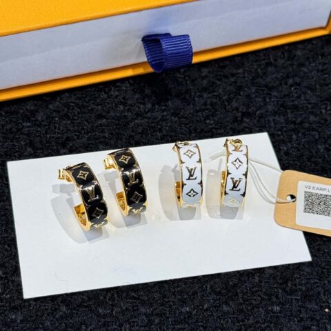 ❗️新品❗️ ☀原单货 ☀Louis Vuitton 路易威登LV半圆耳钉耳环 ☀