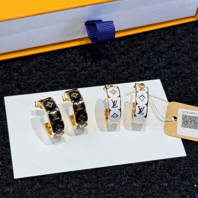 ❗️新品❗️ ☀原单货 ☀Louis Vuitton 路易威登LV半圆耳钉耳环 ☀