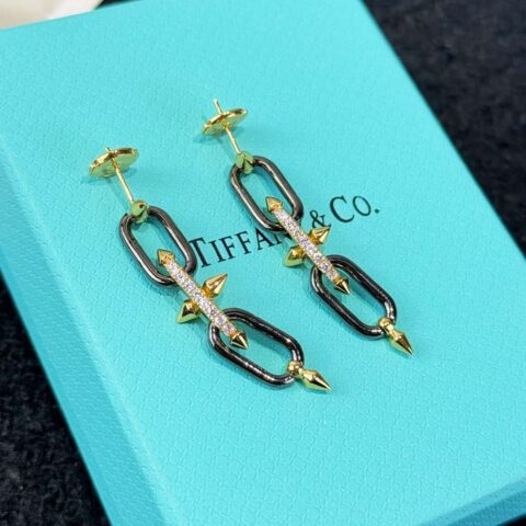 ❗️新品❗️ ☀️原单货 ☀️Tiffany&co 蒂芙尼Titan珠宝Tiffany Titan by Pharrell Williams 三叉戟枪黑色耳钉耳环 ☀️
