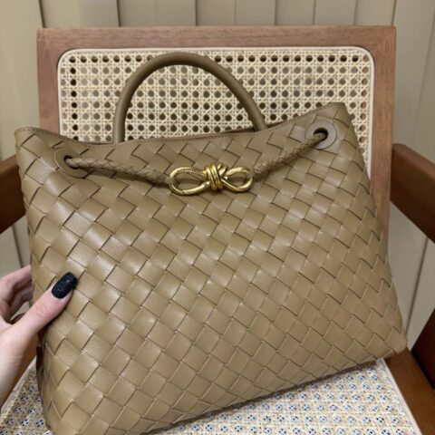BV 中号Andiamo 766016深果仁棕