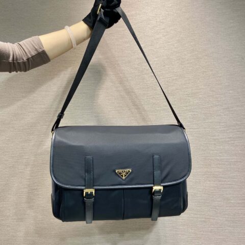 PRADA🎉新款邮差包🎉1BD369🎉🎉