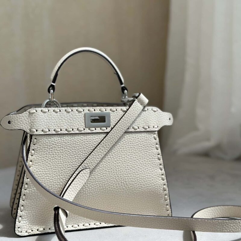 FENDI peekaboo 全新系列I see you petite 款号80133As白色