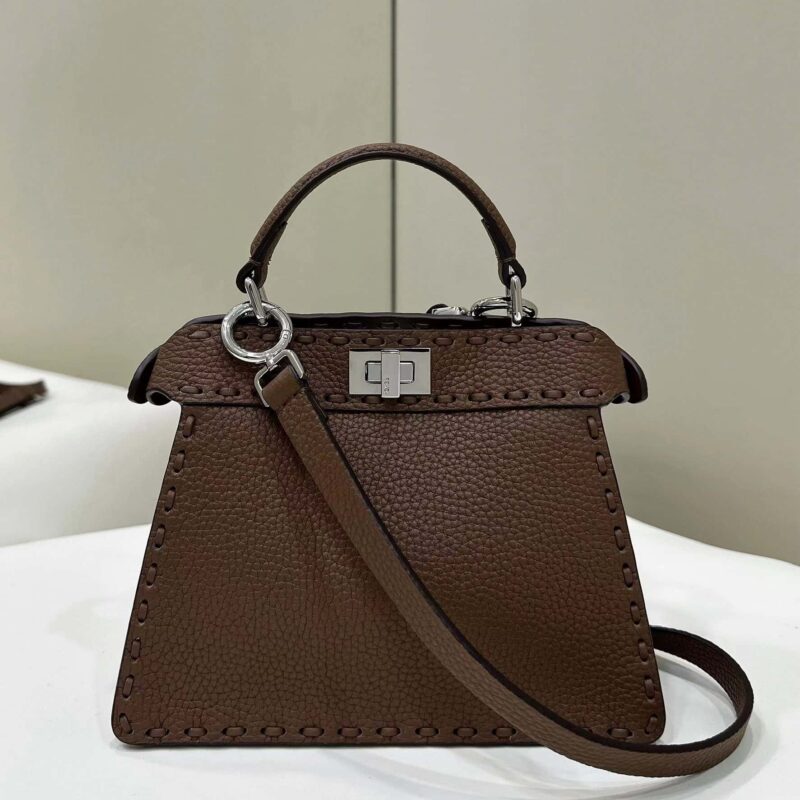 FENDI peekaboo 全新系列I see you petite 款号80133As咖色