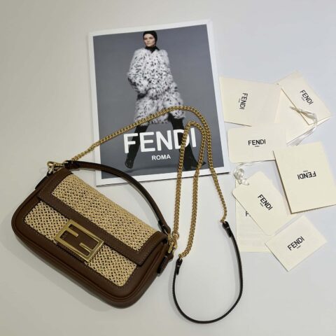 FENDI Baguette 纯手工编织拉菲草手袋 款号：8666S红棕