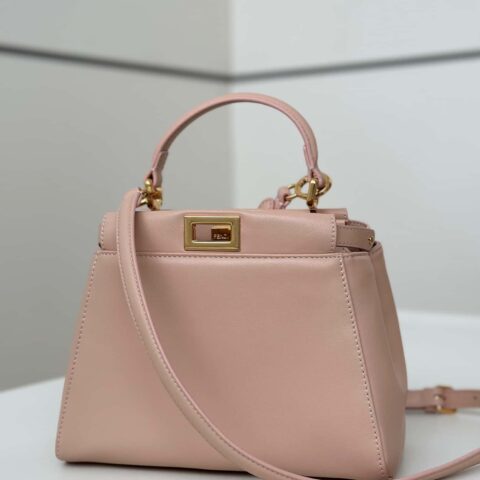 FENDI peekaboo系列 款号：8315粉色