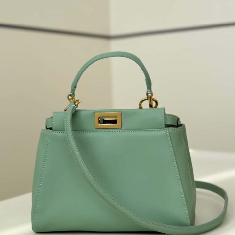FENDI peekaboo系列 款号：8315绿色
