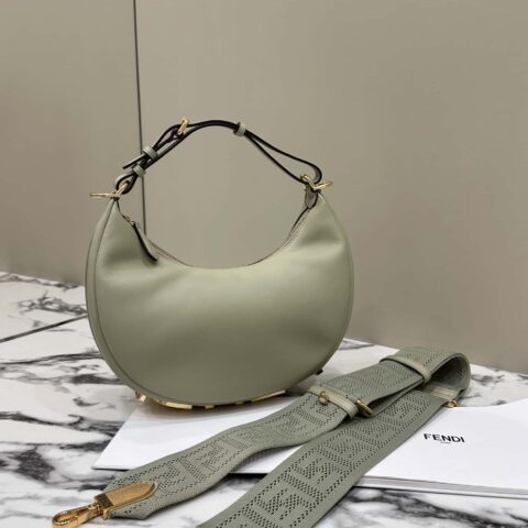 FENDI Fendigraphy 款号：80056m浅绿