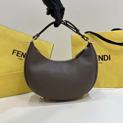 FENDI Fendigraphy 款号：80056m巧克力棕