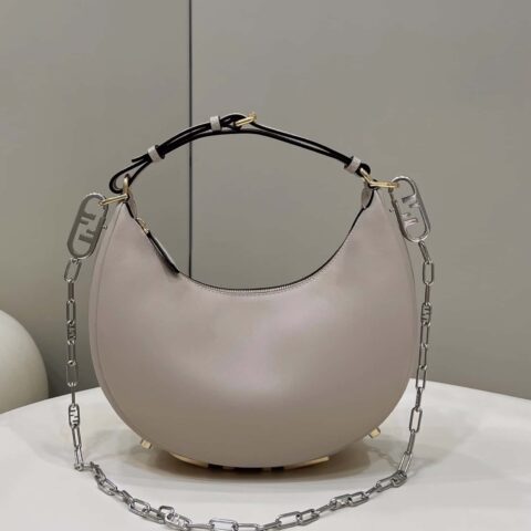 FENDI Fendigraphy腋下包 款号：80056m浅灰
