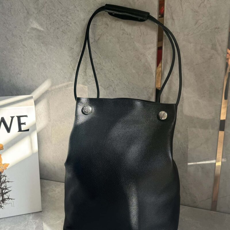 LOEWE 罗家新品Pebble hobo 0905黑色