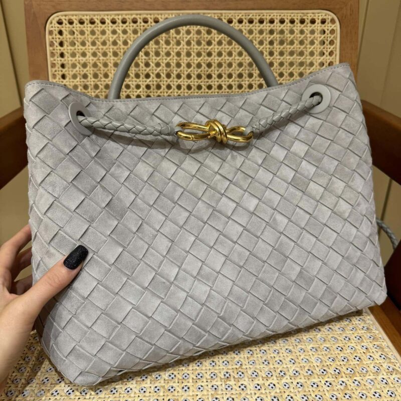 BV 中号Andiamo手提包 766016麂皮银灰色