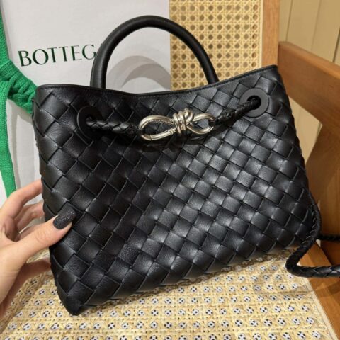 BV 🆕小号Andiamo手提包 766014黑色配银扣🆕