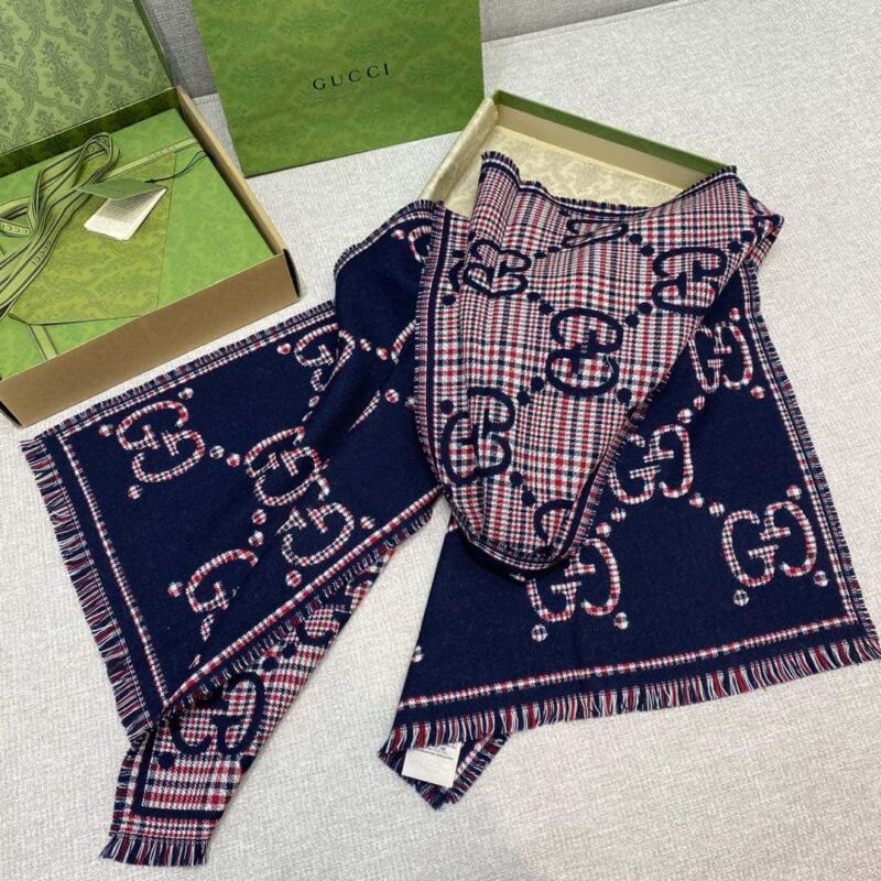 GUCCI🍂『羊毛双面围巾』蓝莓色 660025