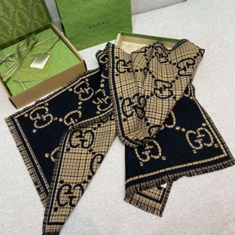 GUCCI🍂『羊毛双面围巾』黑金 660025