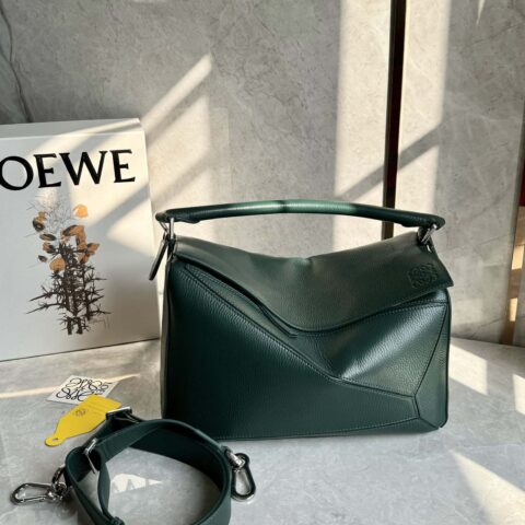 LOEWE新款鹿皮常青绿🌲puzzle 0158