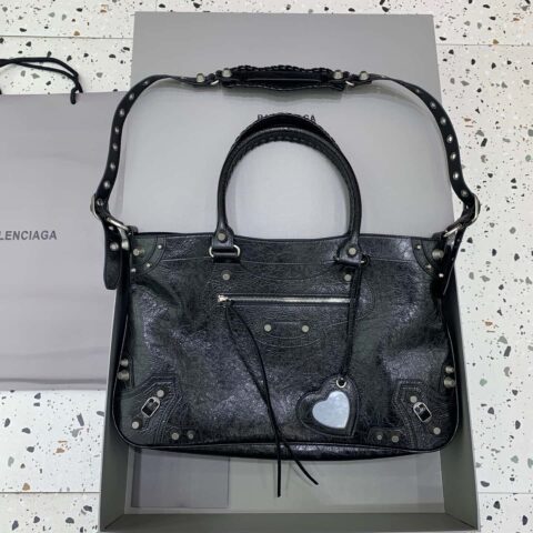 Balenciag neo cagole xl plus 油蜡黑银🖤机车包衍生新款 761601